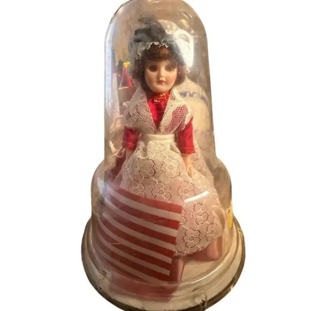 Doll Patriotic  Vintage 1976 Bicentenniel Betsy Ross sleepy eye doll with 13 sta